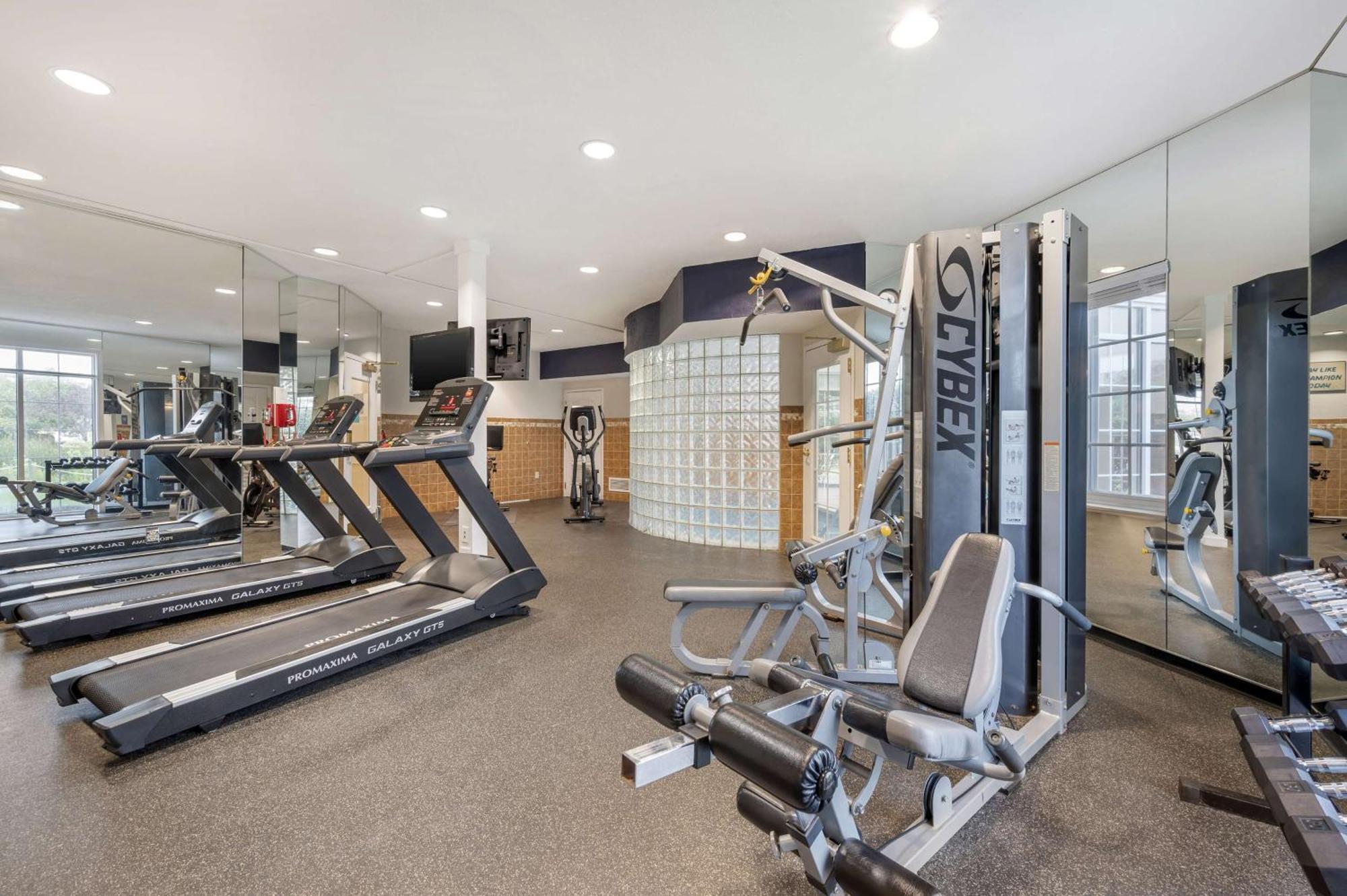 Hilton Vacation Club Varsity Club South Bend, In Exteriér fotografie